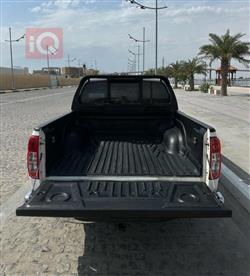 نيسان نافارا